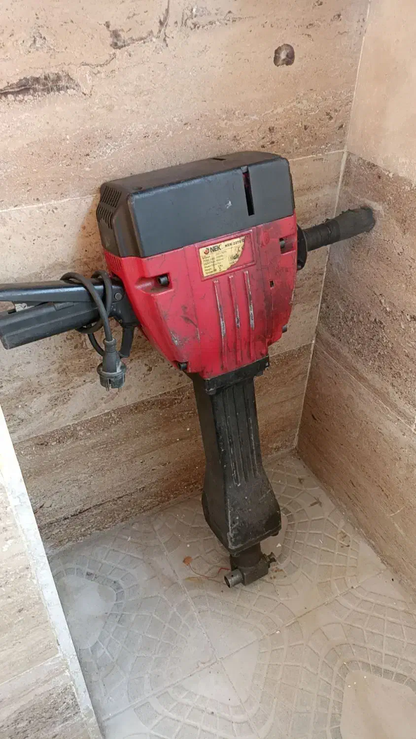 هیلتی و چکش تخریب ۳۲ کیلویی مدل NEK2275|ابزارآلات|تهران, تهرانسر مرکزی|دیوار