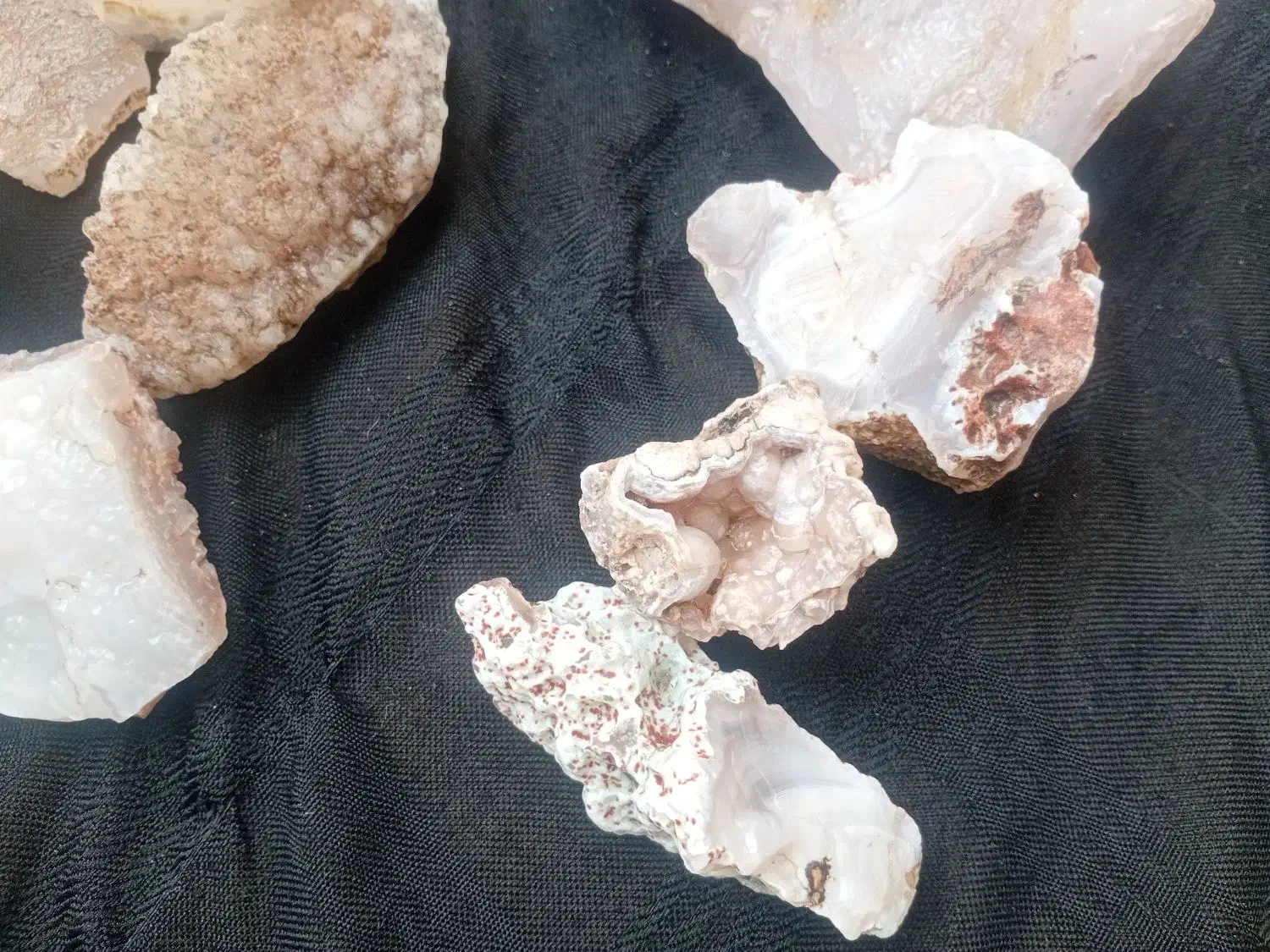 سنگ نگین|بدلیجات|سده (خراسان جنوبی), |دیوار