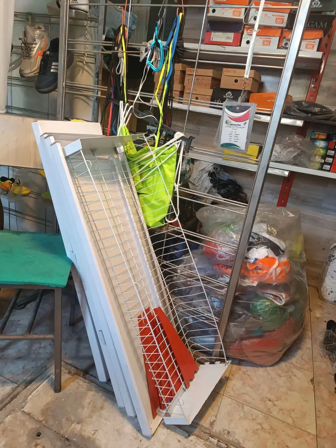 قفسه و رگال چوب لباسی|فروشگاه و مغازه|کرمانشاه, |دیوار