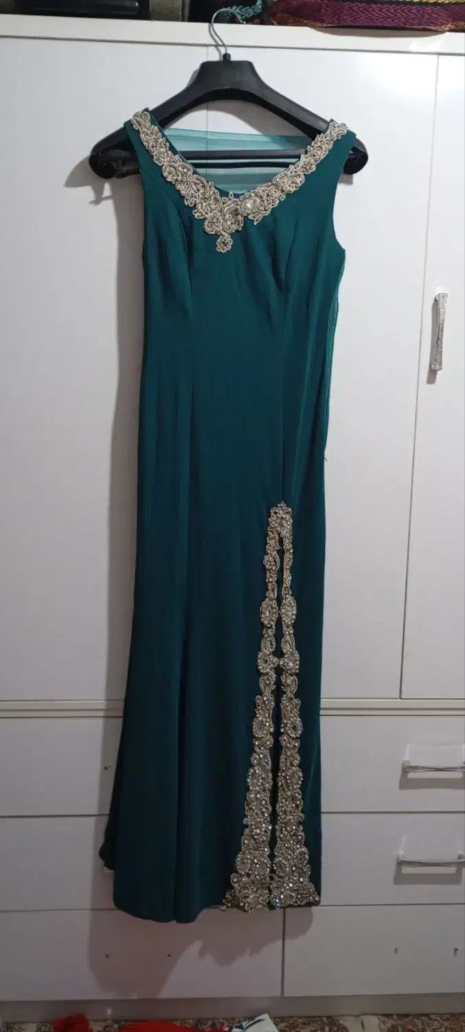 لباس مجلس|لباس|کرج, خرمدشت|دیوار