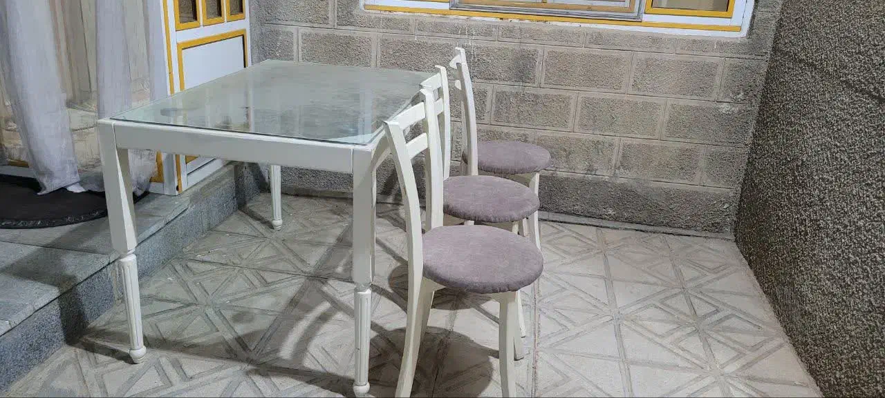 میز غذا خوری دست ساز 4نفر وصندلی 3نفره|میز و صندلی غذاخوری|بهار, |دیوار