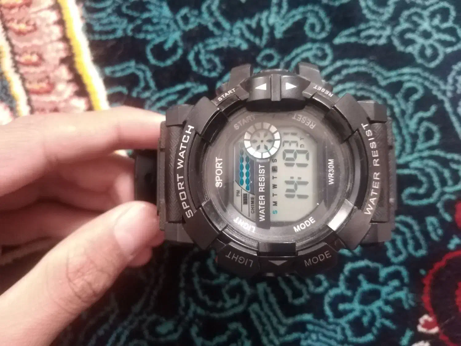 ساعت و کفتر سینه|ساعت دیواری و تزئینی|قائن, |دیوار