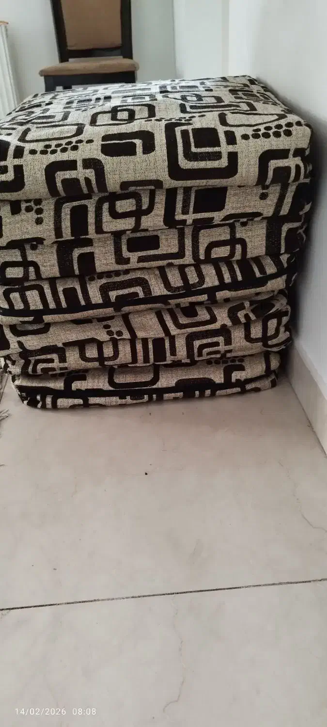 پشتی مبل|پشتی|پرند, فاز ۳|دیوار