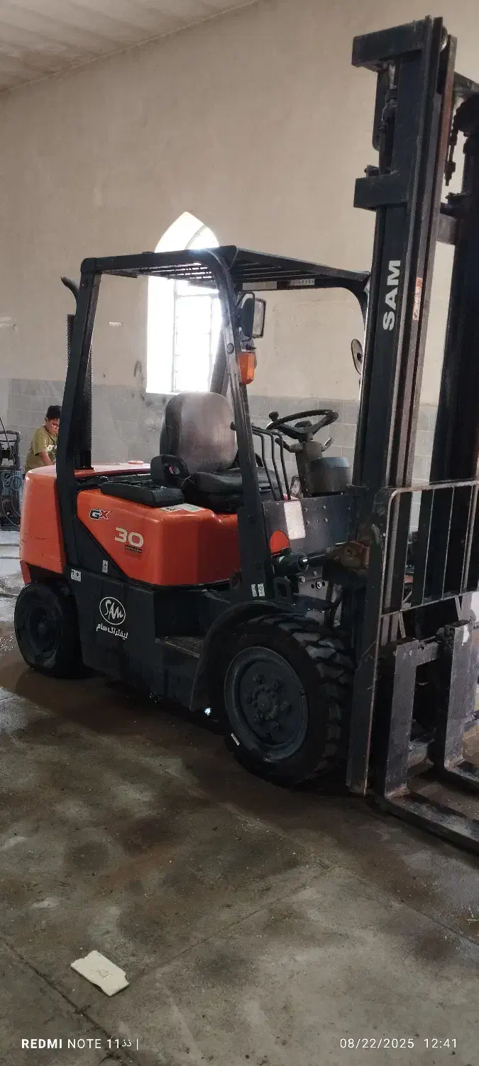 لیفتراک سه تن دوو|خودرو سنگین|میبد, |دیوار