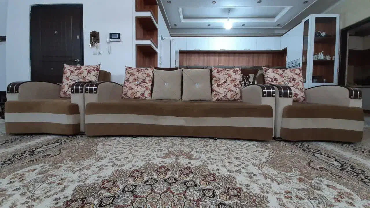 مبل راحتی|مبلمان خانگی و میز عسلی|قم, انسجام|دیوار