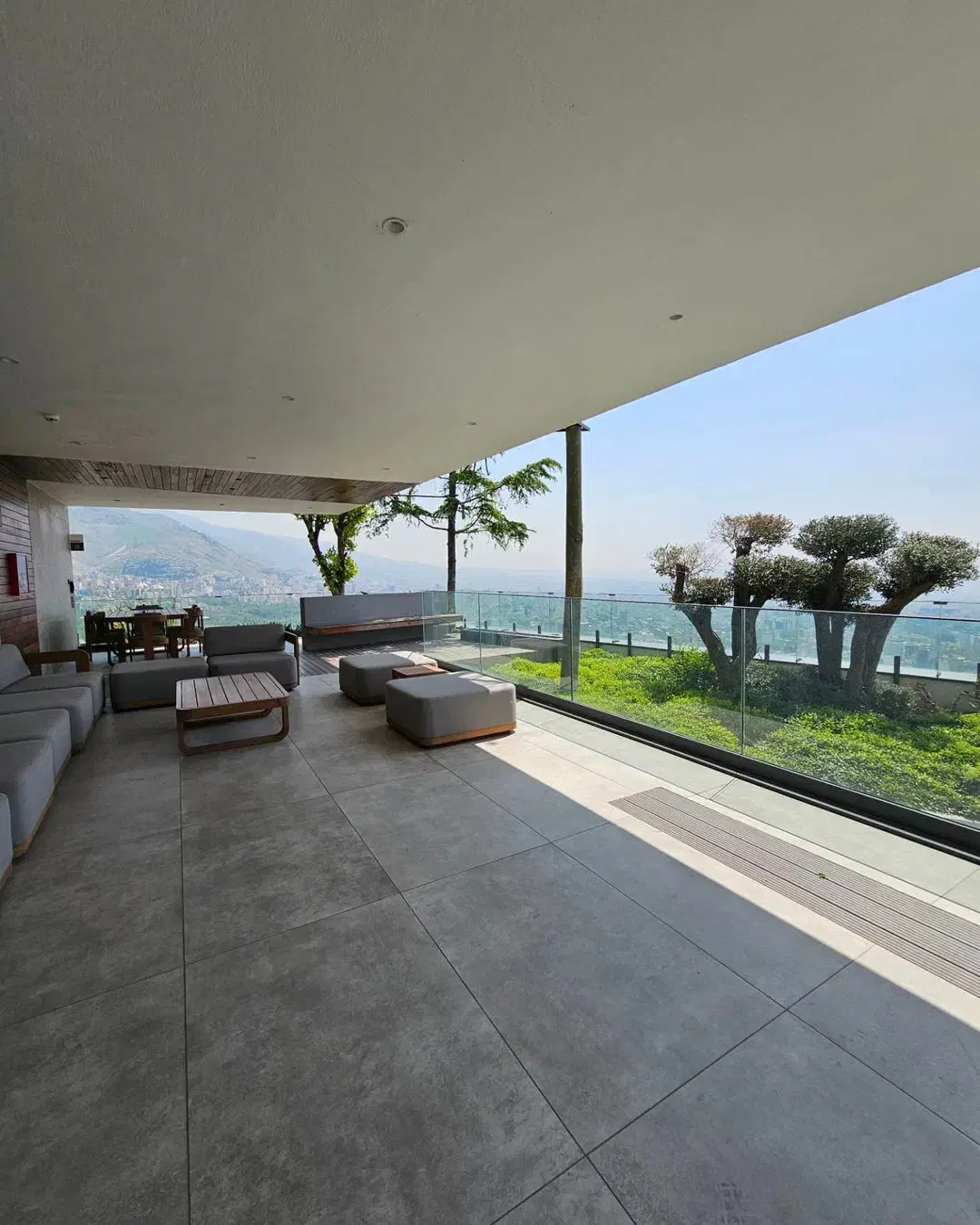 ۴۰۰متر تندیس زنبق ، کلیدنخورده ، ۲۵متر تراس ، 5p|اجارهٔ آپارتمان|تهران, زعفرانیه|دیوار