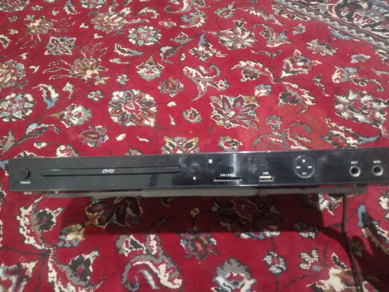 دستگاه دی وی دی سالم سالم هستش|پخش‌کننده DVD و ویدیو|تهران, زنجان جنوبی|دیوار