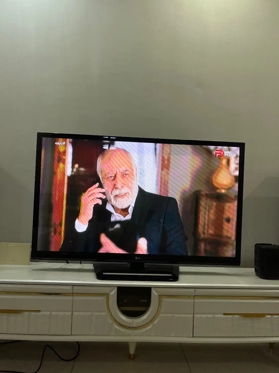 تلویزیون ال جی ۵۰ اینچ|تلویزیون و پروژکتور|رشت, گلزاران|دیوار
