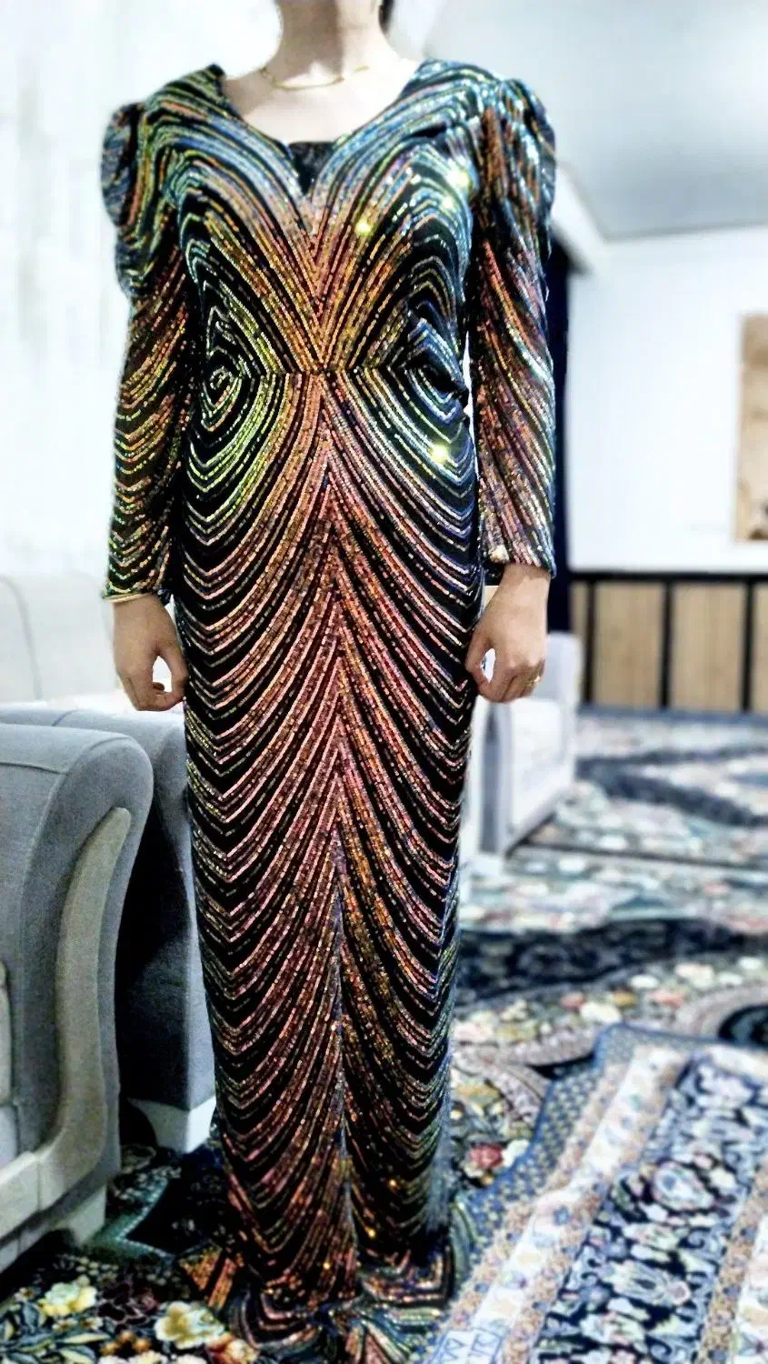 لباس مجلسی نو|لباس|تربت جام, بوستان وحدت|دیوار