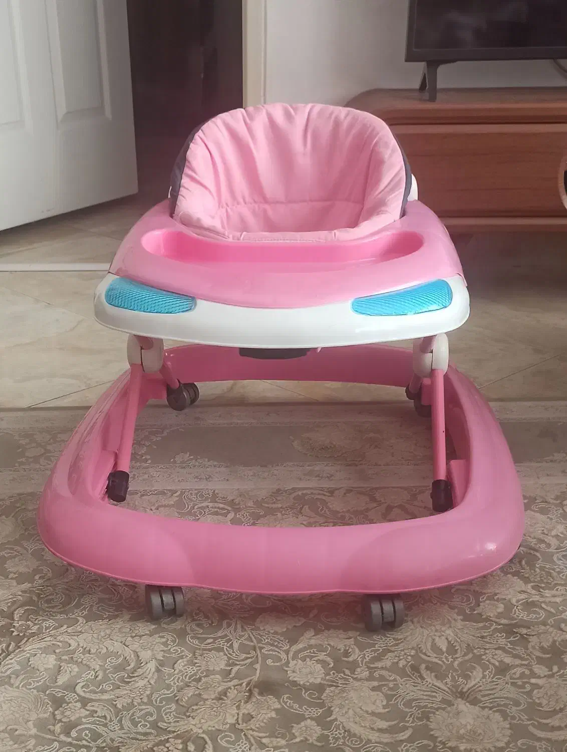 کالسکه . گهواره و روروئک بچه|اسباب و اثاث بچه|تبریز, |دیوار