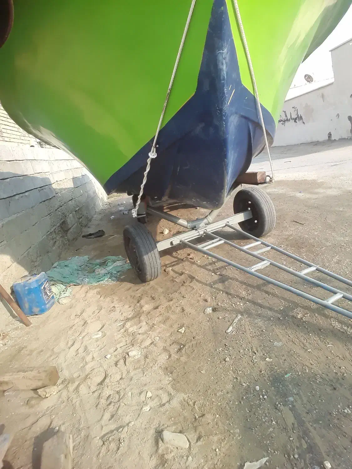 جلدوگاری|قایق و سایر وسایل نقلیه|سیریک, |دیوار