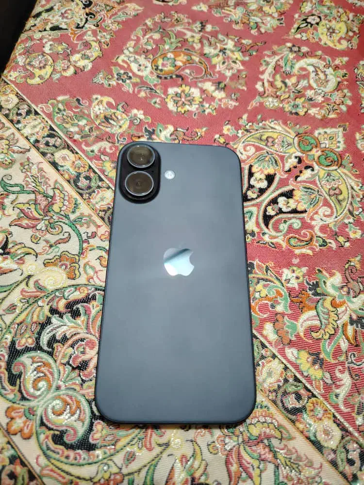 آیفون ۱۶نرمال ۲۵۶ مشکی|موبایل|ایرانشهر, |دیوار