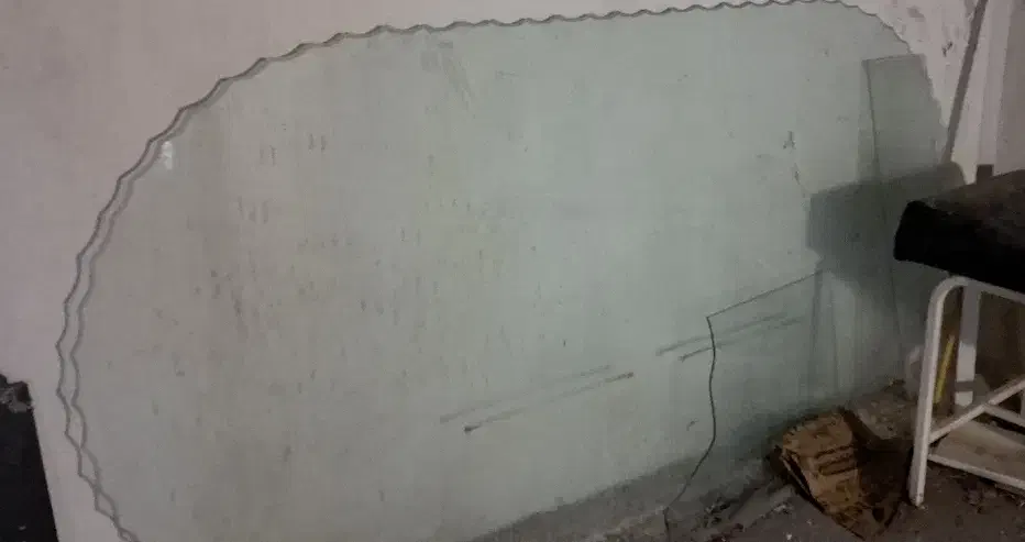 شیشه ۱۰ میل|میز و صندلی غذاخوری|کرمانشاه, |دیوار