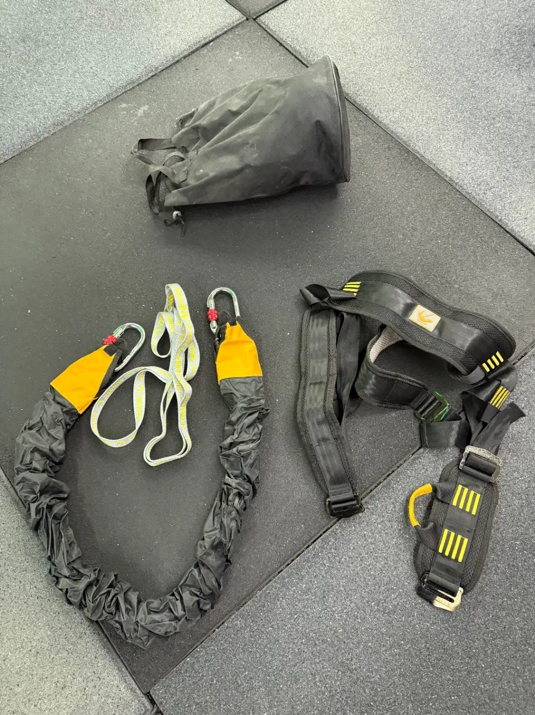 بانجی فیتنس|تجهیزات ورزشی|تربت‌حیدریه, کلاته توکلی|دیوار