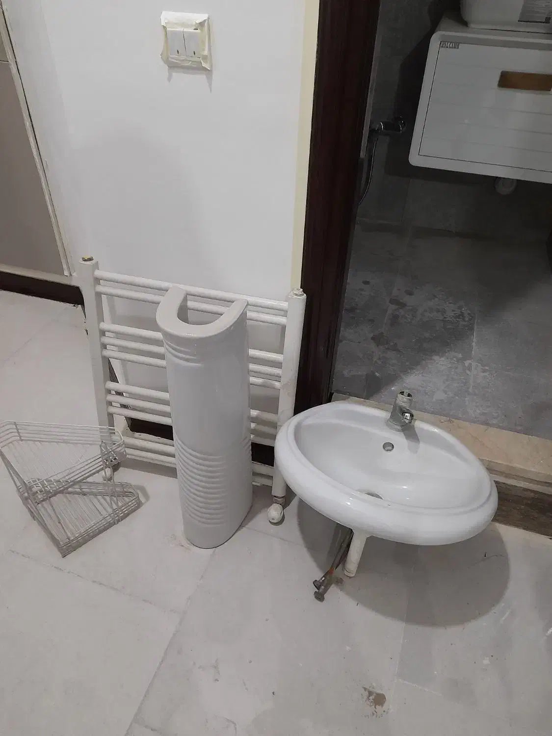 روشور وشیرآلات وآینه حمام وغیره|لوازم سرویس بهداشتی|بابل, |دیوار