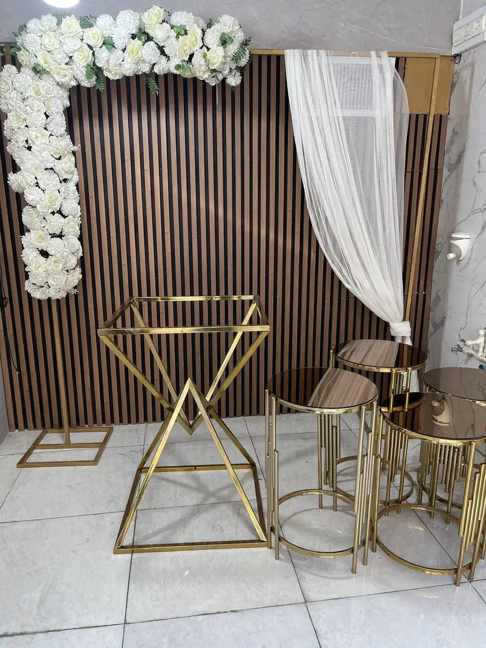 اجاره میز صندلی و بک گراندو باندو رقص نور|خدمات پذیرایی، مراسم|تهران, نازیآباد|دیوار