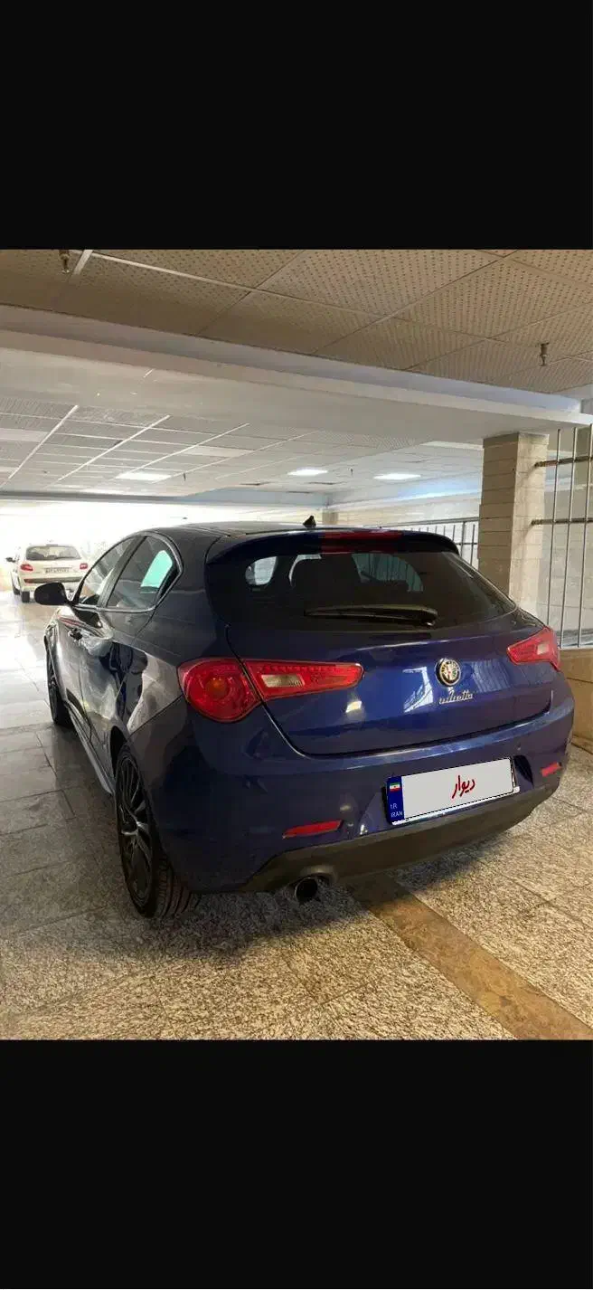 الفارومیو جولیتا ۲۰۱۴ فول|خودرو سواری و وانت|تهران, آسمان|دیوار