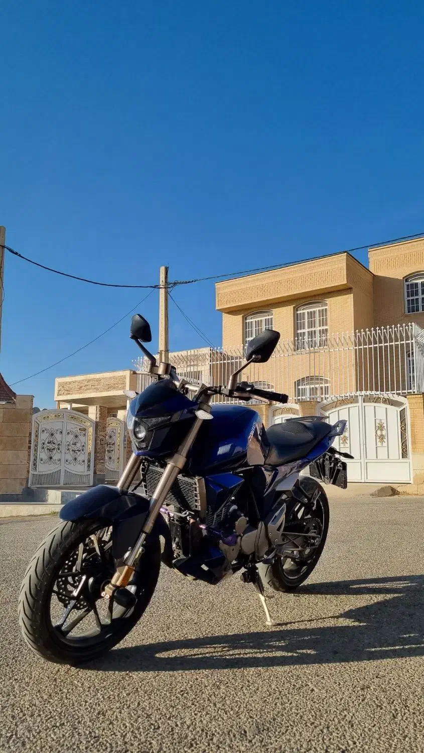 زونتس 250R|موتورسیکلت|صدرا-فارس, فاز ۱|دیوار