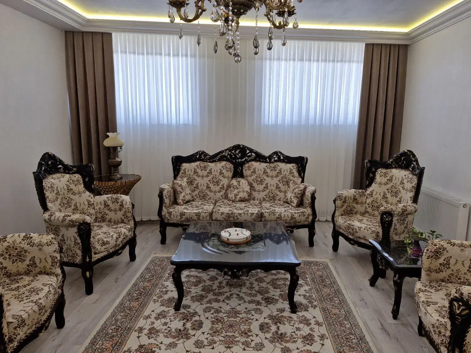 مبل سلطنتی ۹ نفره|مبلمان خانگی و میز عسلی|مرند, |دیوار
