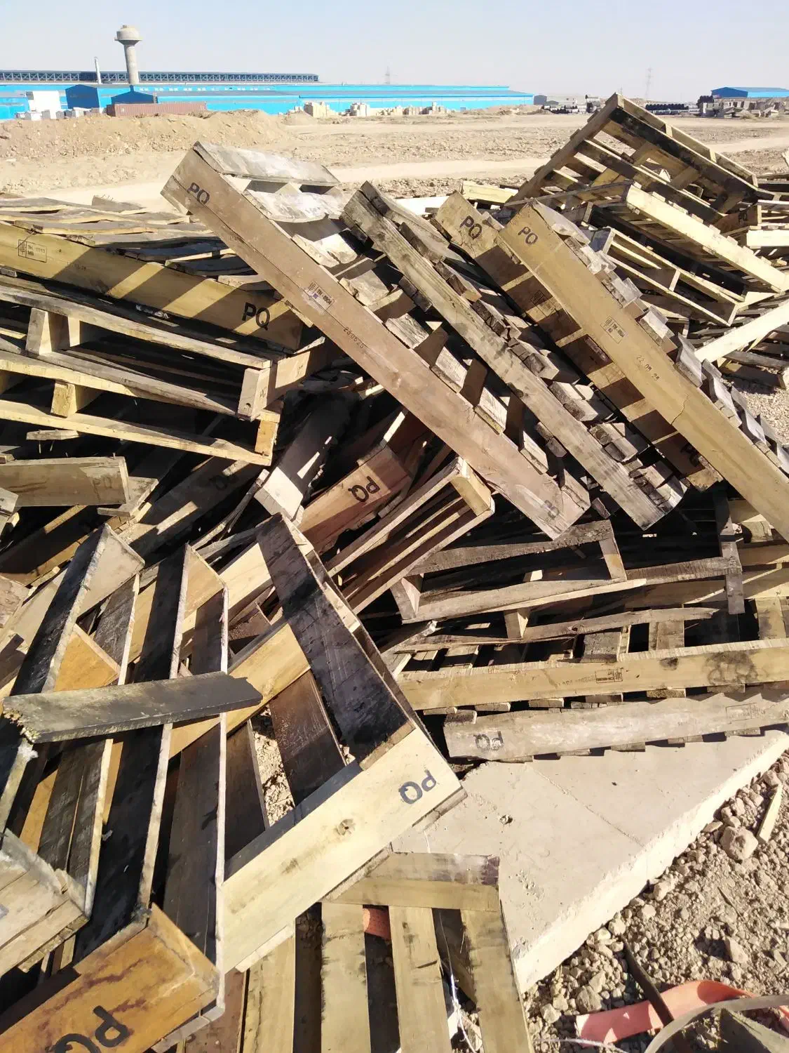 پالت چوبی|مصالح و تجهیزات ساختمان|اردکان, |دیوار