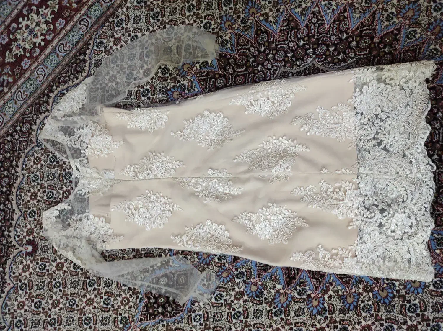 پیراهن مجلسی|لباس|بیرجند, |دیوار