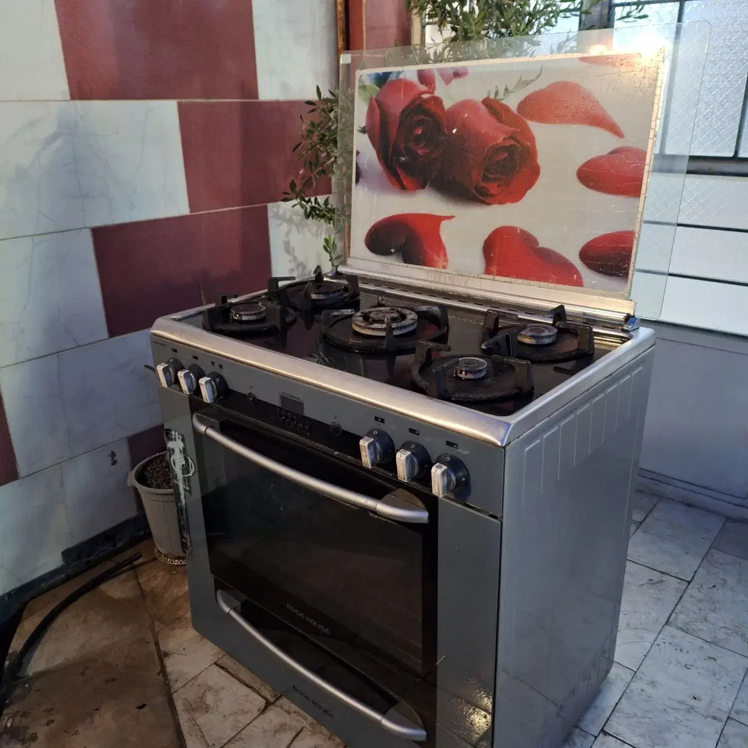 اجاق گاز پنج شعله برند معتبر رز گاز ، دارای فر|اجاق گاز و لوازم برقی پختوپز|ملایر, |دیوار