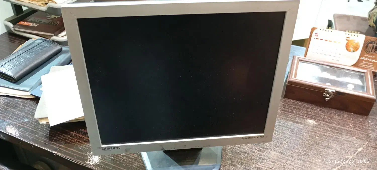 فروش کیس و مانیتور|رایانه رومیزی|صومعه‌سرا, |دیوار