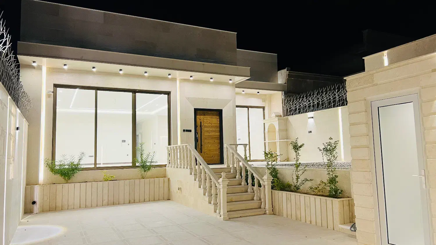 ویلایی|فروش خانه و ویلا|جهرم, |دیوار