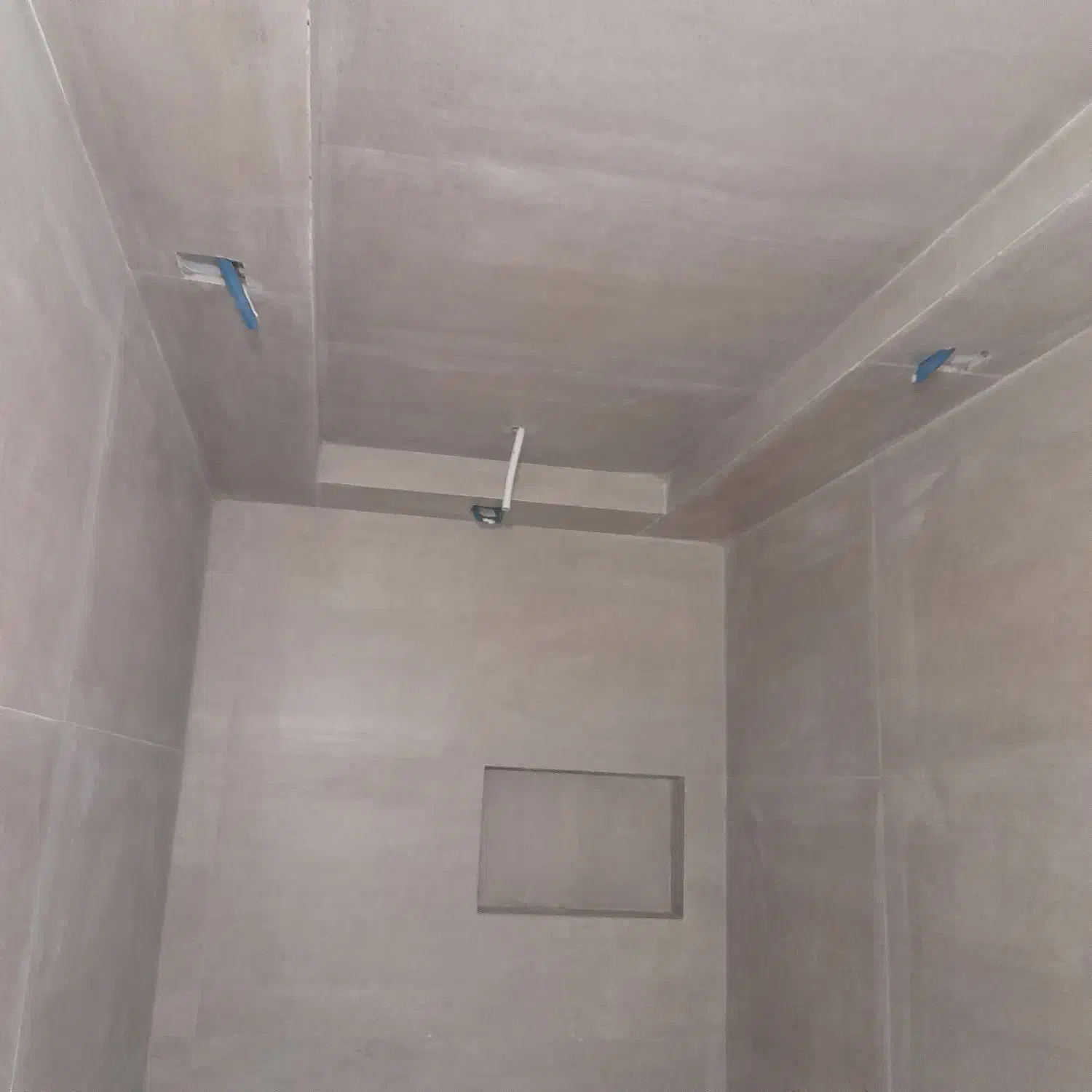 نیازمند کارگر در کاشی کاری|استخدام معماری، عمران و ساختمانی|اردبیل, |دیوار