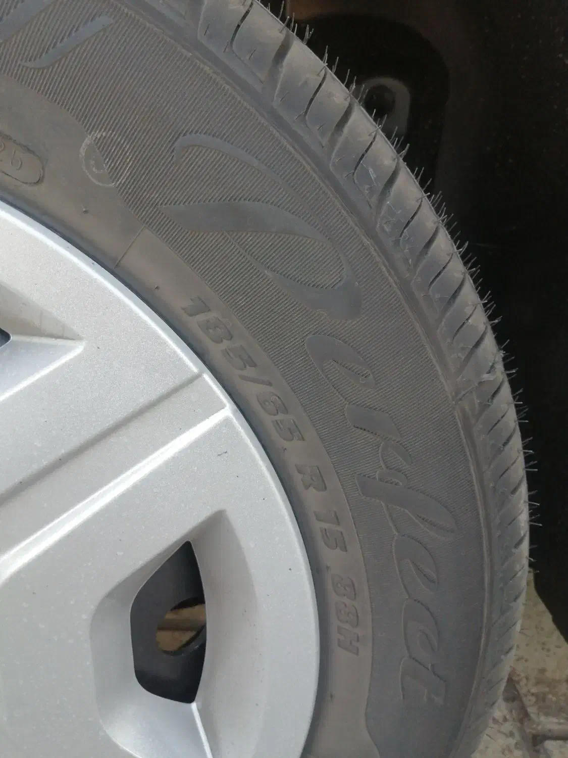 لاستیک زیر صفری تارا رینگ 15|قطعات یدکی و لوازم جانبی|شیراز, منطقه هوایی شهید دوران|دیوار