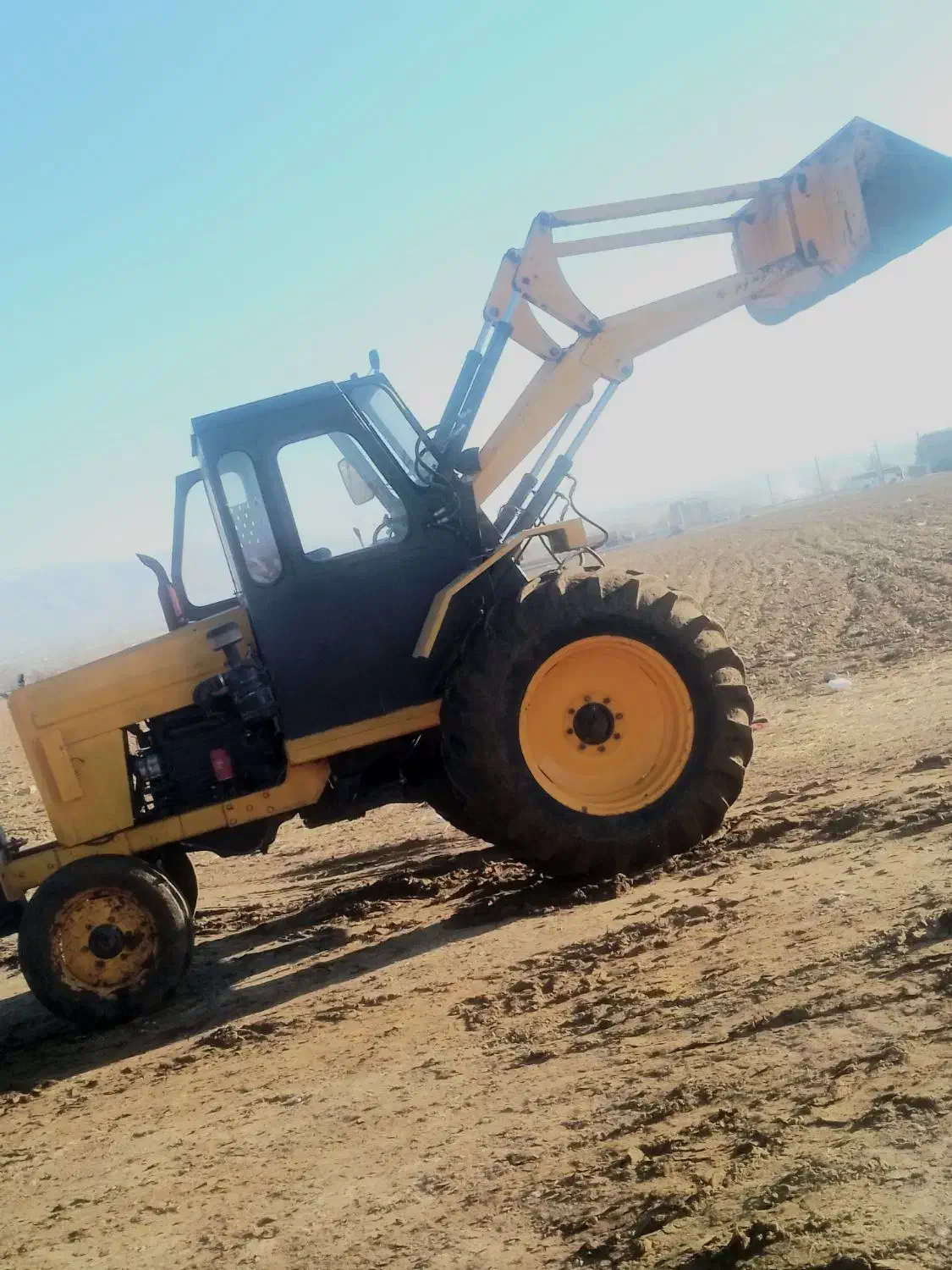 کار بیل|خودرو سنگین|کنگاور, |دیوار