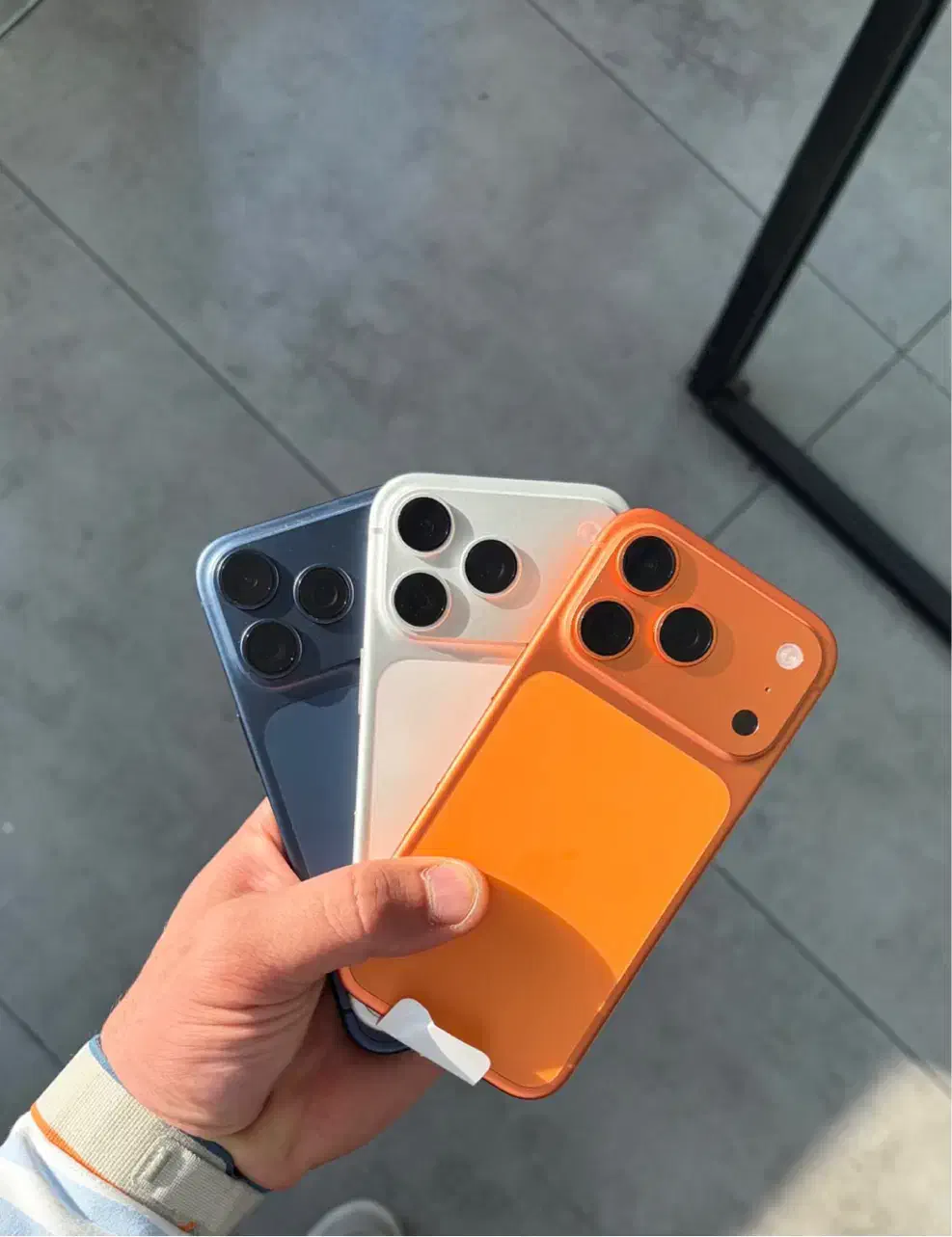 ۱۷ پرومکس تمامی رنگ و‌ مدل ها اقساط|موبایل|یزد, |دیوار