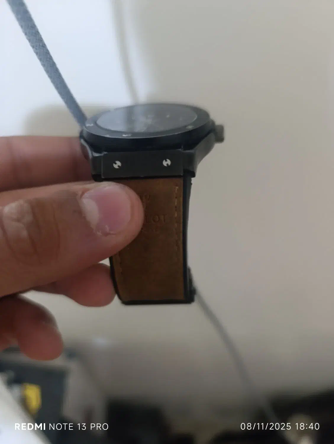 ساعت هابلوت|ساعت|شیراز, تندگویان|دیوار