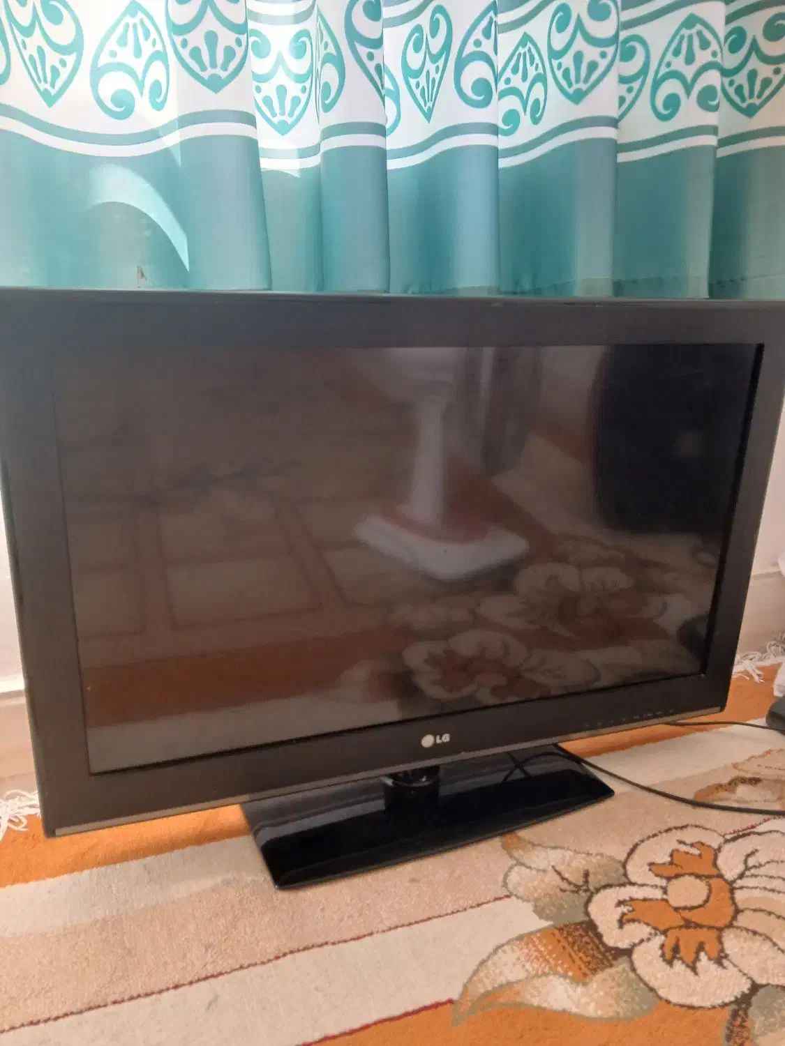 ال سی دی|تلویزیون و پروژکتور|یاسوج, |دیوار