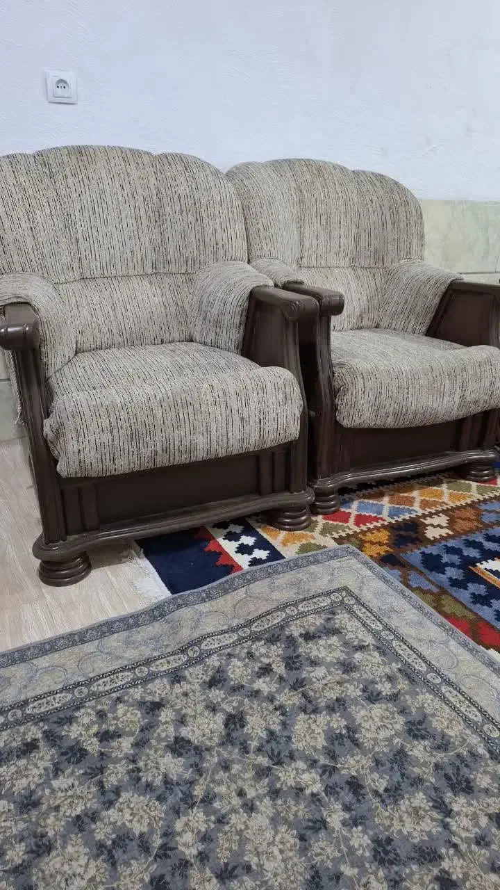 مبل راحتی|مبلمان خانگی و میز عسلی|شیراز, شهدای شهرک سعدی|دیوار