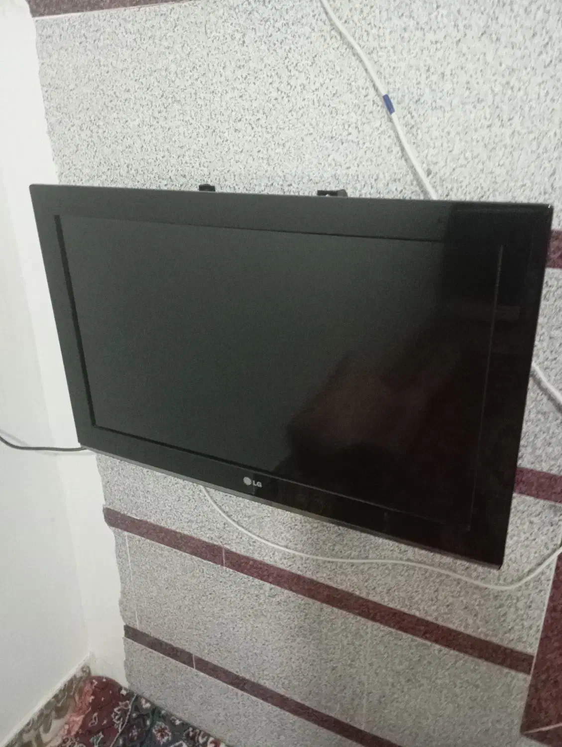 تلویزیون ۳۲ اصل کره همه چی سالم کنترلم داره|تلویزیون و پروژکتور|خاوه, |دیوار