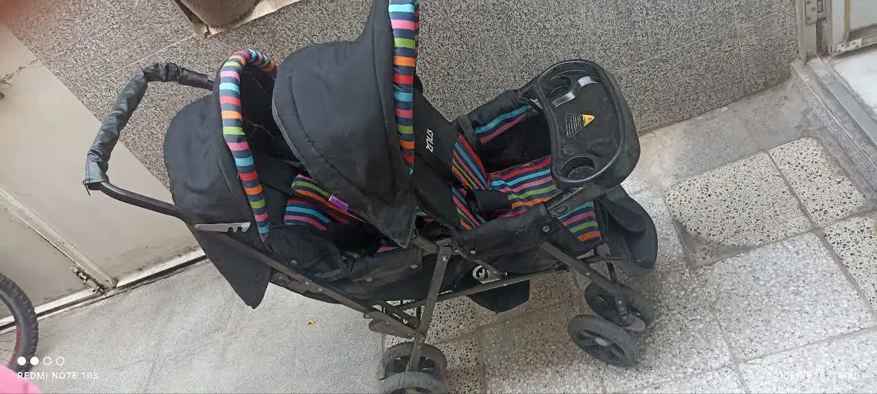 کالسکه دوقلو در حد|کالسکه و لوازم جانبی|قم, ولیعصر|دیوار