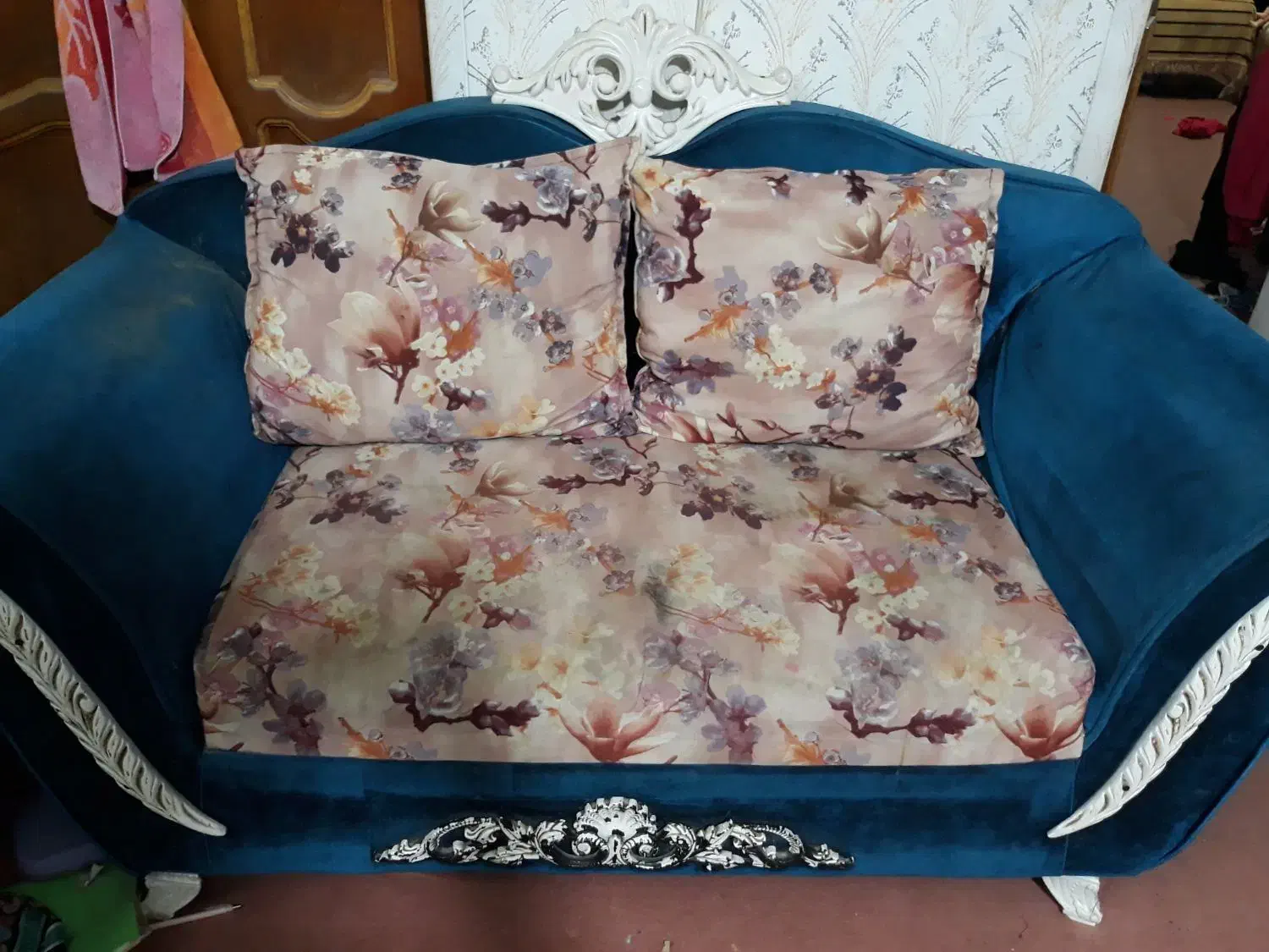 مبل. غذاخوری میز تحریر جاکفشی. مبل کودک. عسلی|مبلمان اداری|زنجان, |دیوار