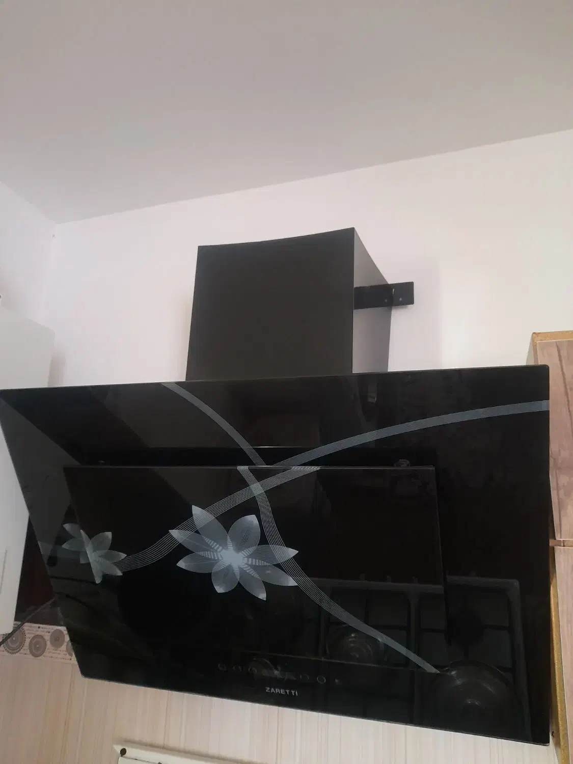 هود درحدنو|هود|خلخال, |دیوار