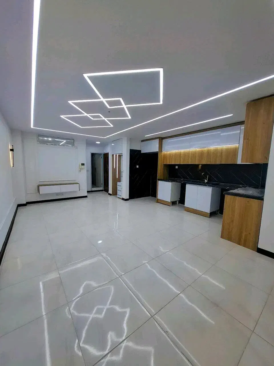 یه واحد ۵۲ متری همه چی تموم|فروش آپارتمان|تهران, کوهک|دیوار