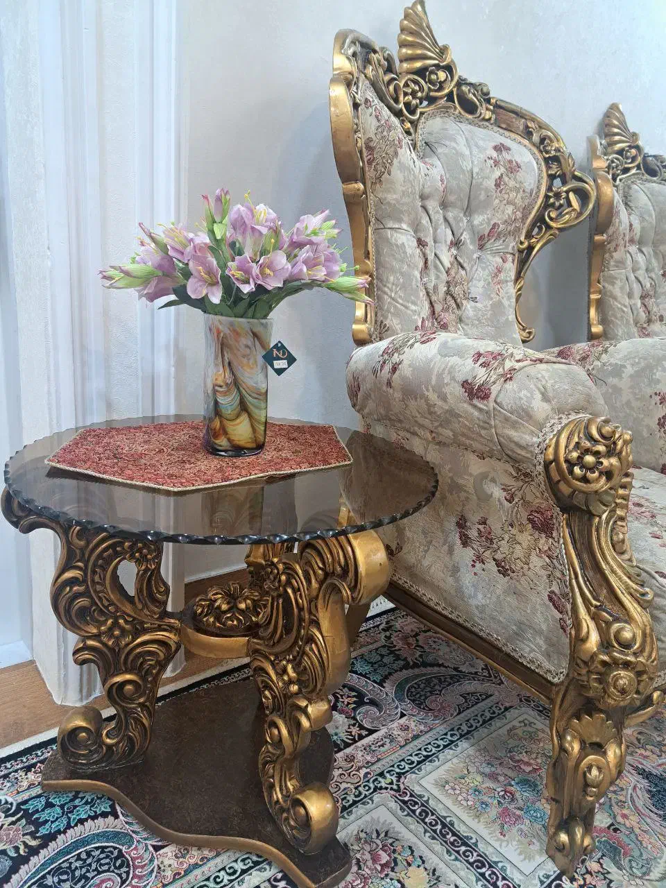 (مبل سلطنتی در حد نو )با تخفیف ویژه  درجه یک|مبلمان خانگی و میز عسلی|آستانه اشرفیه, |دیوار