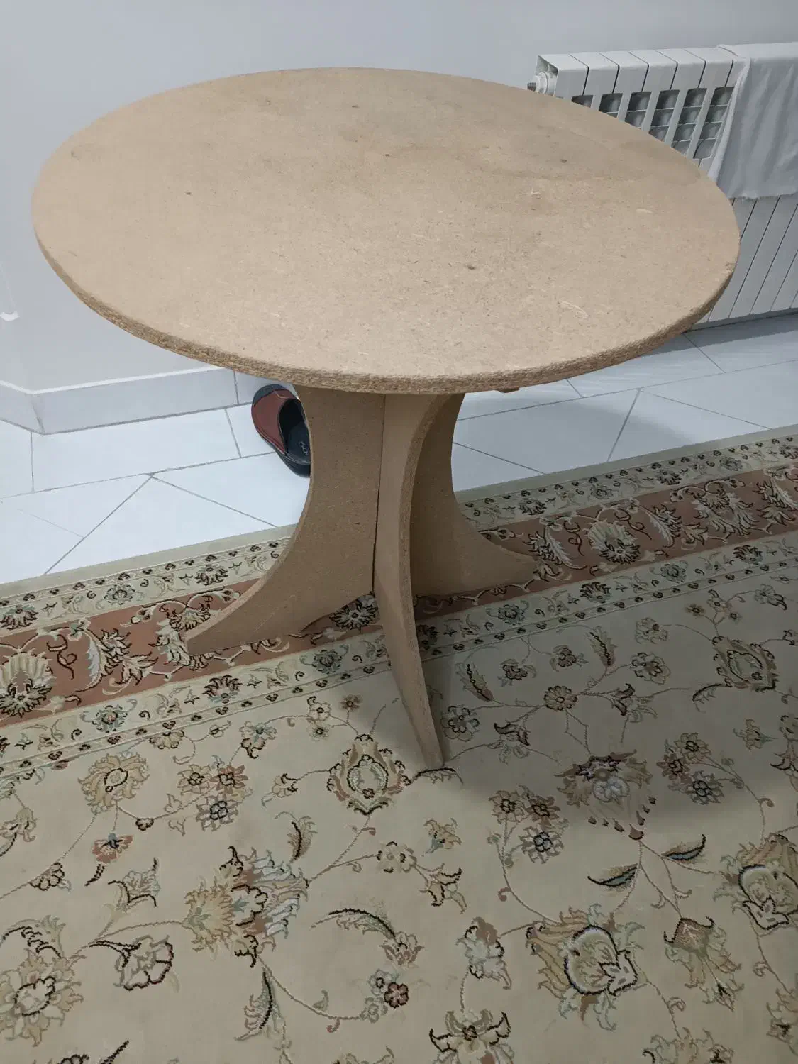 میز گرد خاطره قدیمی ومحکم|مبلمان خانگی و میز عسلی|پردیس, فاز ۲|دیوار