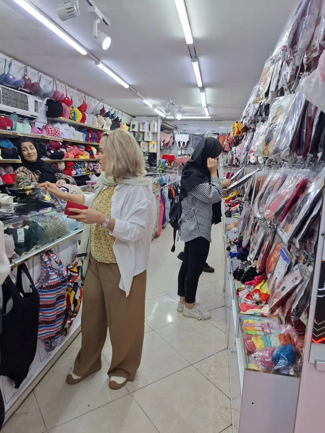 لگ، بازو،سوتین طبی،انواع پرتزران،باسن وسینه|لباس|مشهد, یاس|دیوار