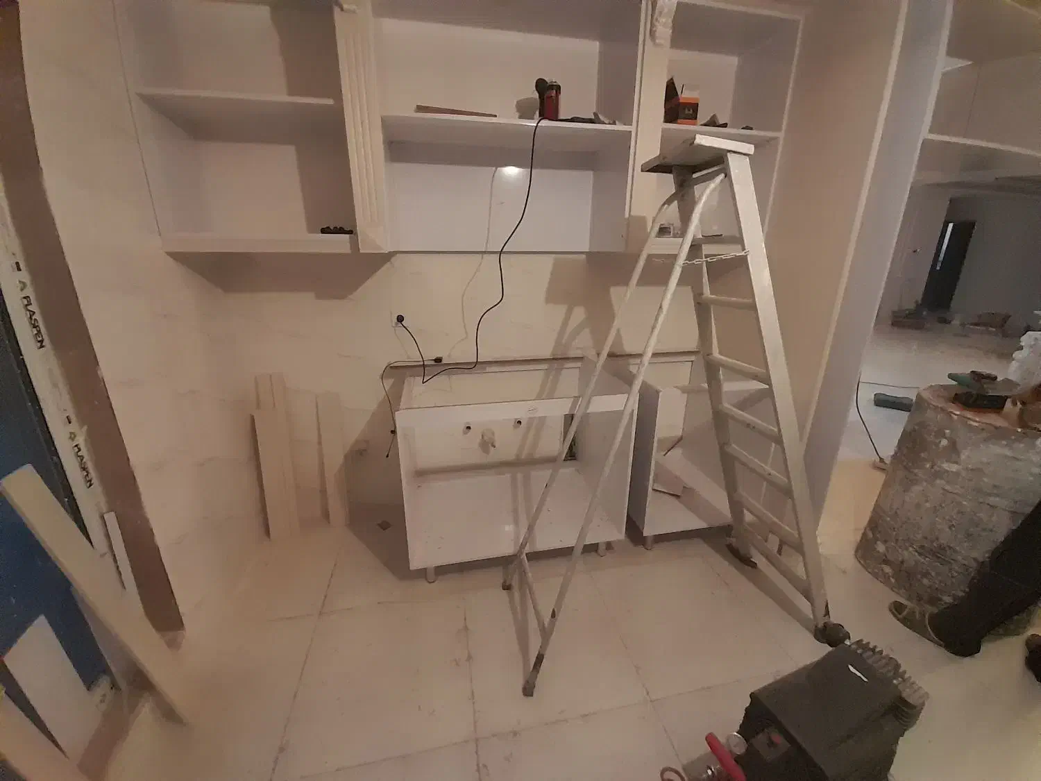 تعمیرات کابینت|خدمات پیشه و مهارت|تبریز, |دیوار