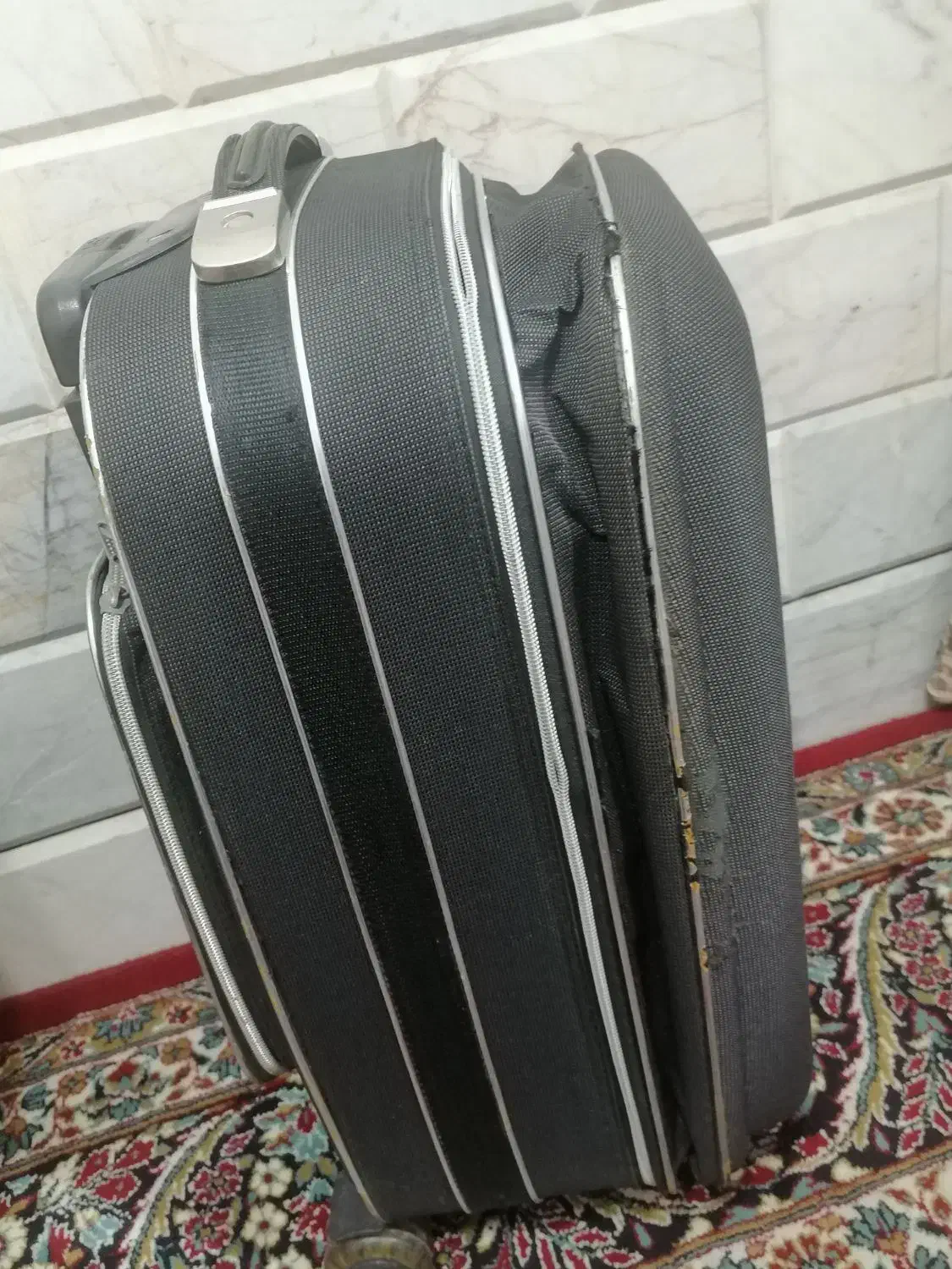 چمدان چرخ دار|کیف، کفش، کمربند|نجف‌آباد, امام خمینی|دیوار