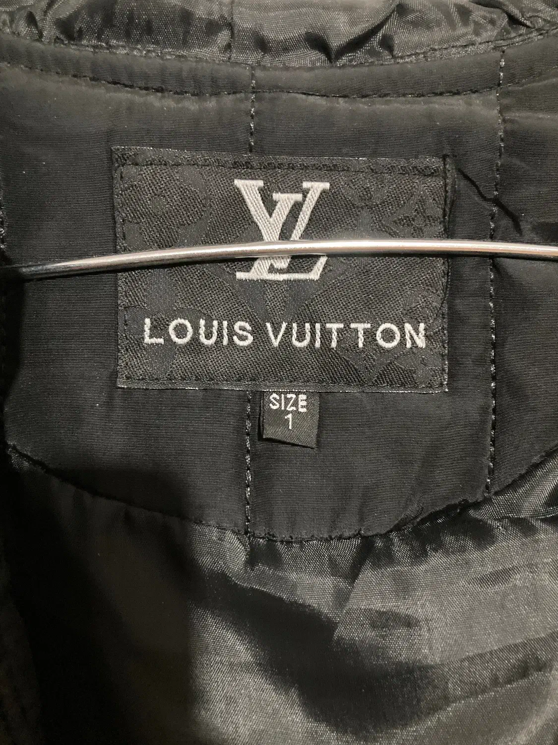 لباس|لباس|اراک, |دیوار