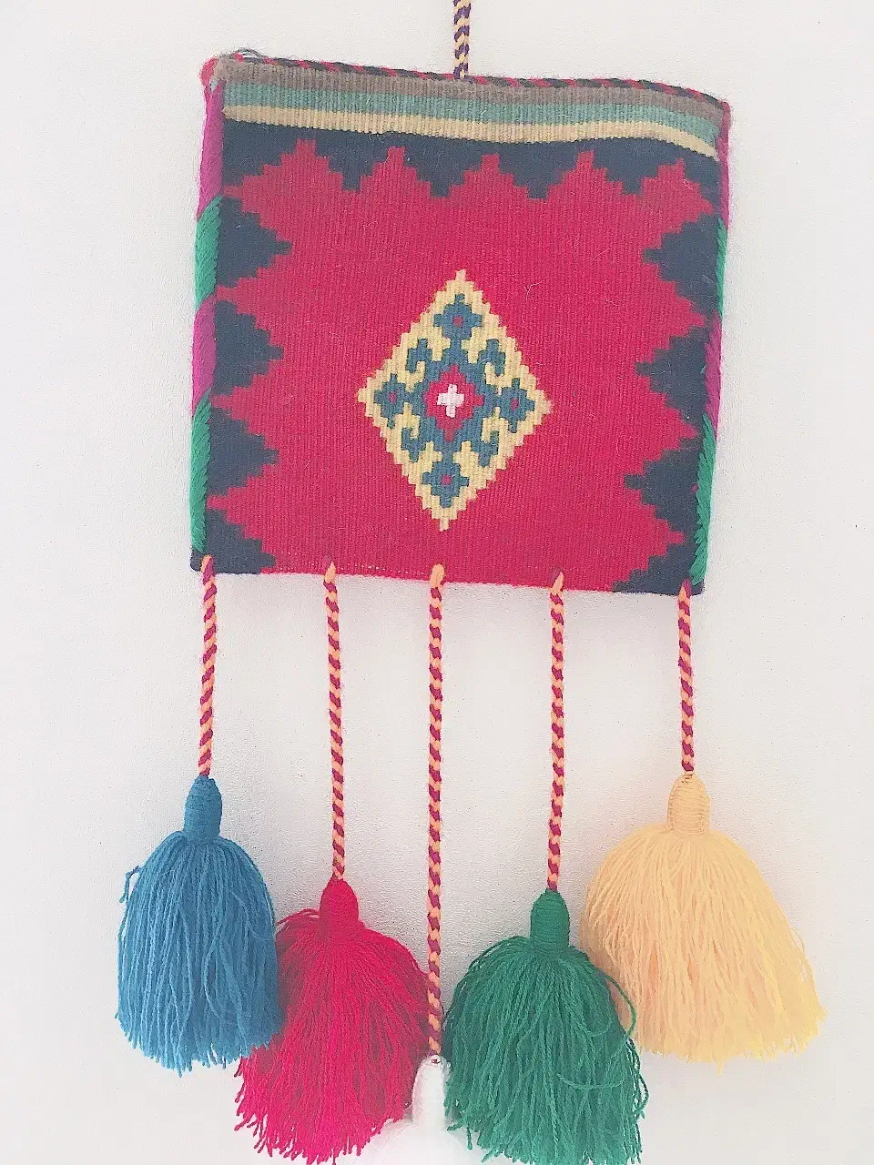 چنته گلیمی|گلیم، جاجیم، گبه|مرودشت, فاز دوم شهرک فرهنگیان|دیوار