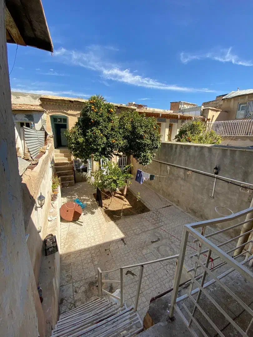 فروش خانه تاریخی و سنتی دارای ارزش|فروش خانه و ویلا|شیراز, لب آب|دیوار