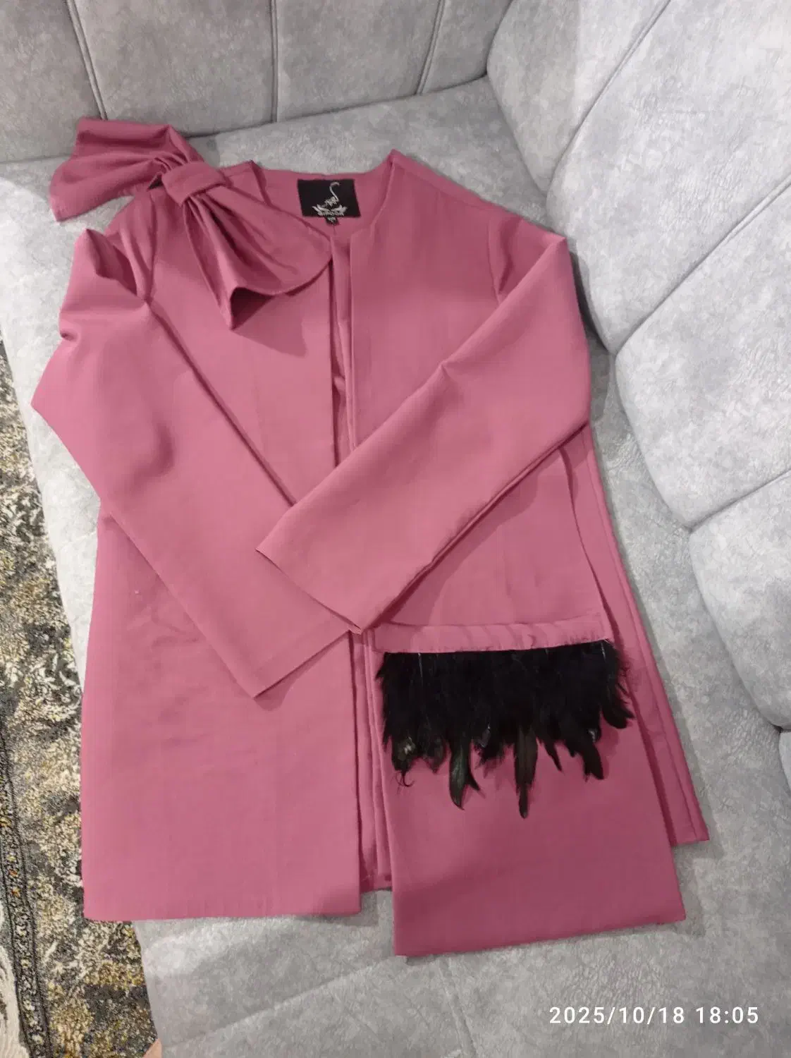 لباس و مجلسی|لباس|خان ببین, |دیوار