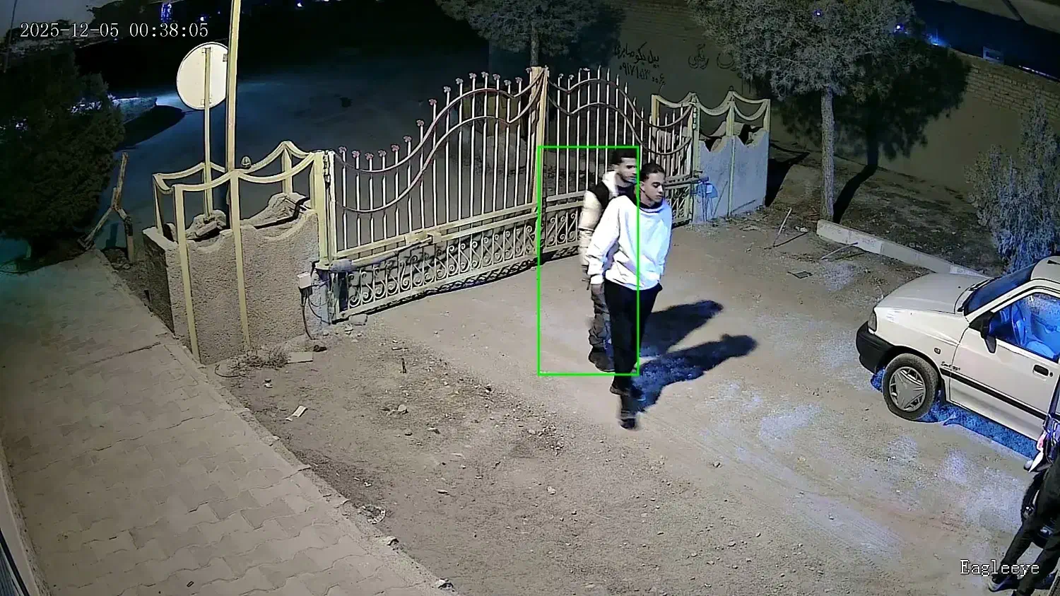 دوربین. دزدگیر. پنل خورشیدی|دوربین مداربسته|آباده, |دیوار